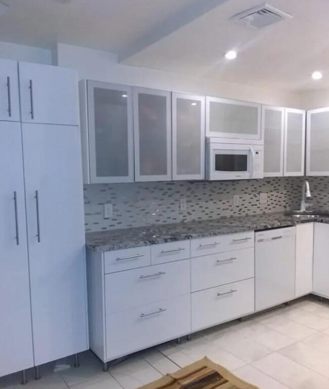 Photo - 10 Weston Ave Unit .