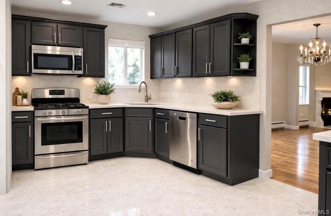 Building Photo - 146 Jefferson Ave Unit B