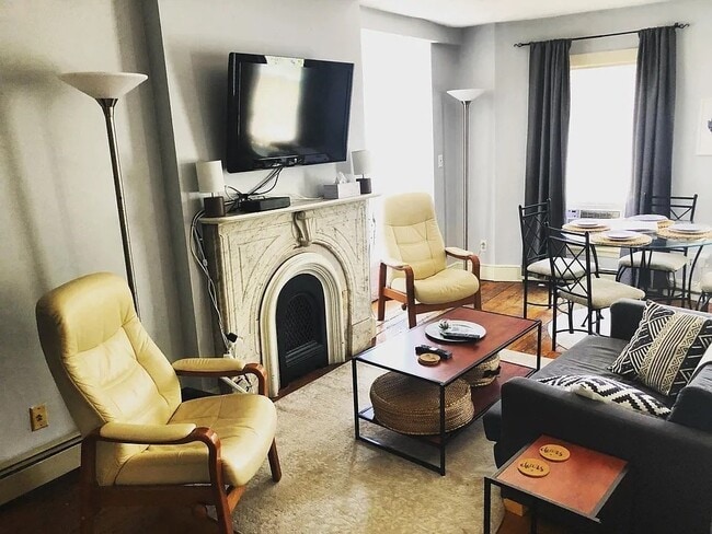 Building Photo - 242 Shawmut Ave Unit 1