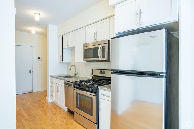 Studio - 401SF