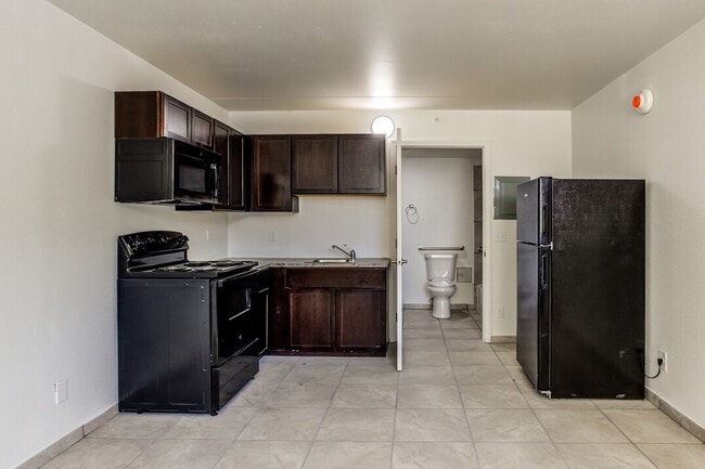Bantam Springbrook Apartments