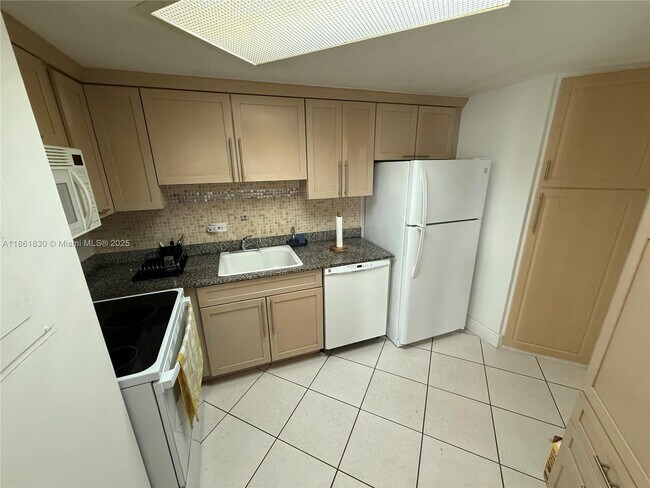 Photo - 801 Brickell Bay Dr Unit 2064