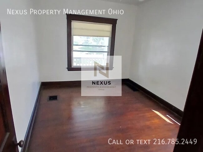 Photo - 10609 Bernard Ave Unit 1#Down