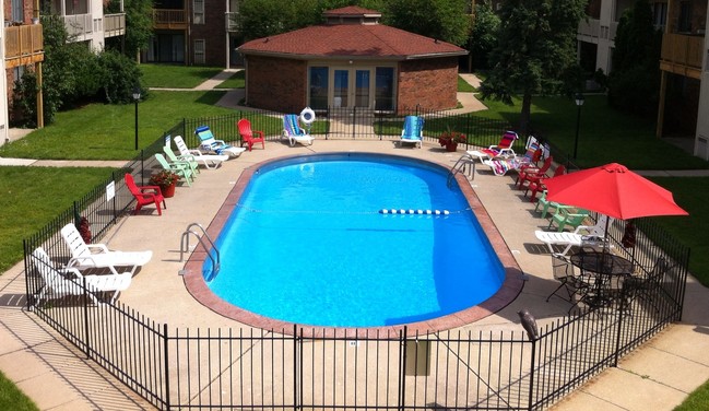 Jade North Apartments