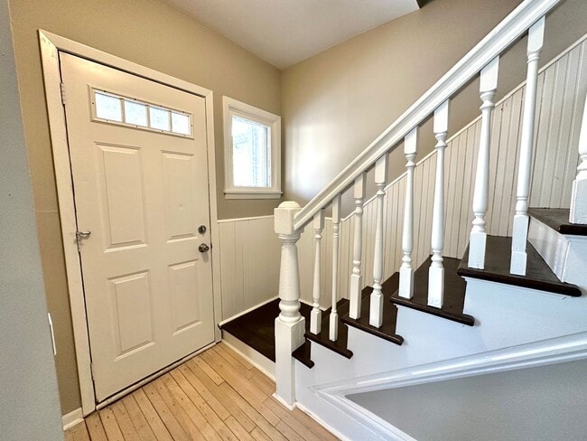 Photo - AVAILABLE JUNE - 5 Bed, 2 Bath Newly Renovated Home