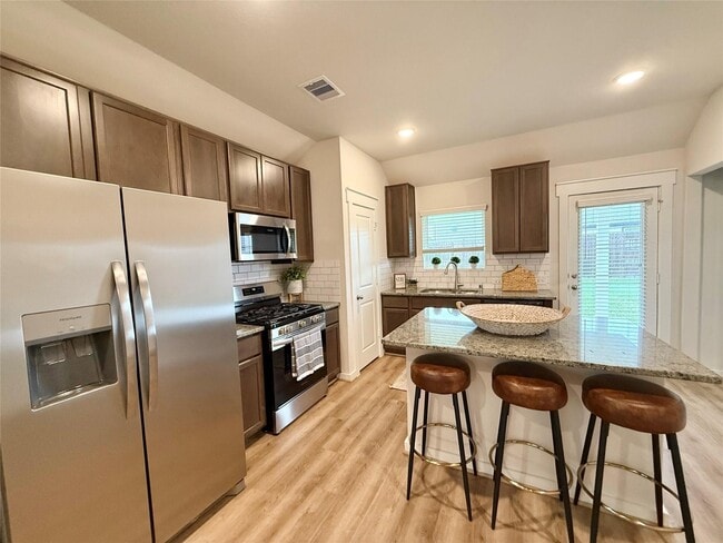 Building Photo - 7534 Coral Ter Dr Rental