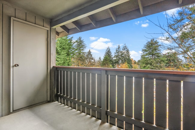 2 Bed 1.5 Bath Deluxe - 988 Sq Ft - Abbey Lane Apartments