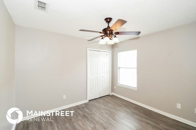 Photo - 7405 International Village Dr