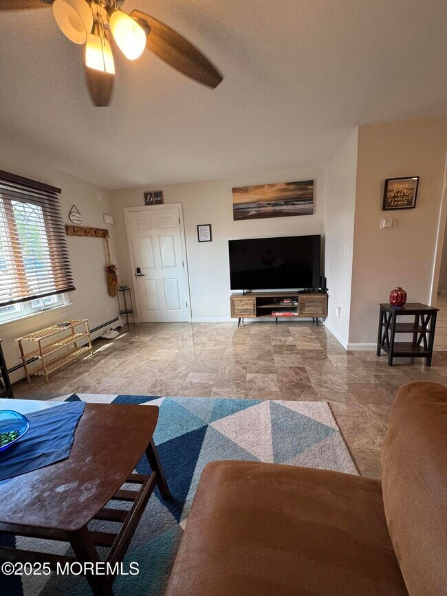 Photo - 738 18th Ave