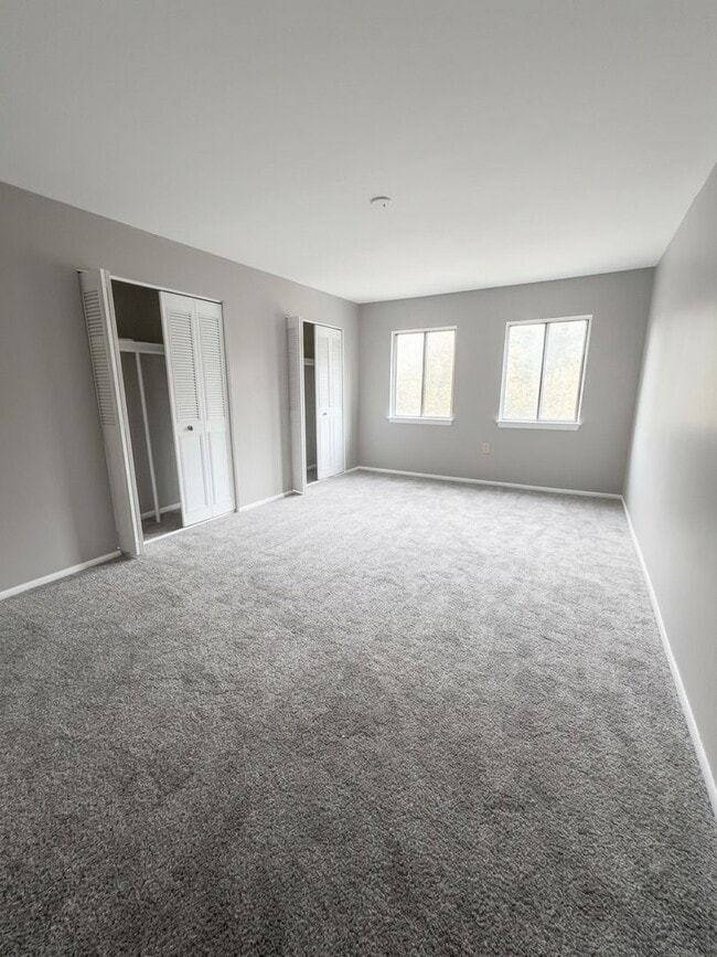 15 Suntop Ct Unit 301