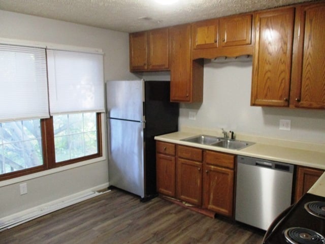 Photo - 928 W Grove St Unit 1