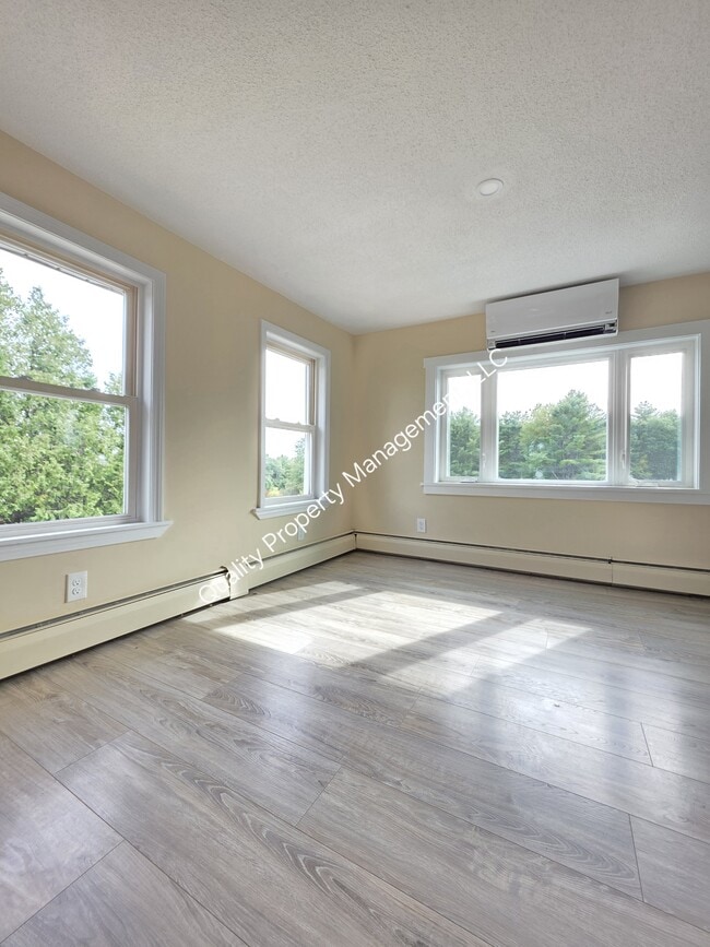 2 Union St Unit 2