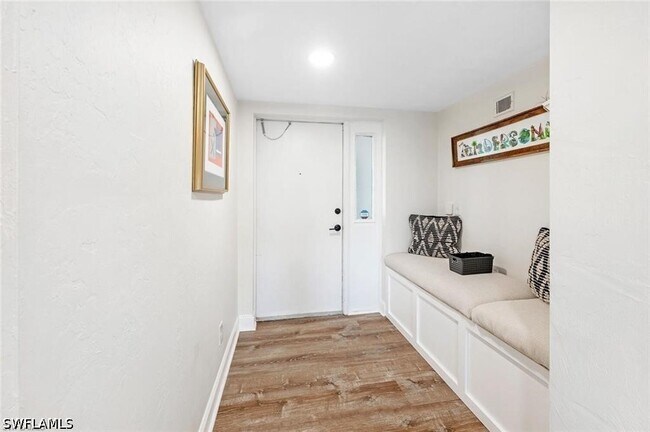 Photo - 700 Valley Stream Dr Unit 202