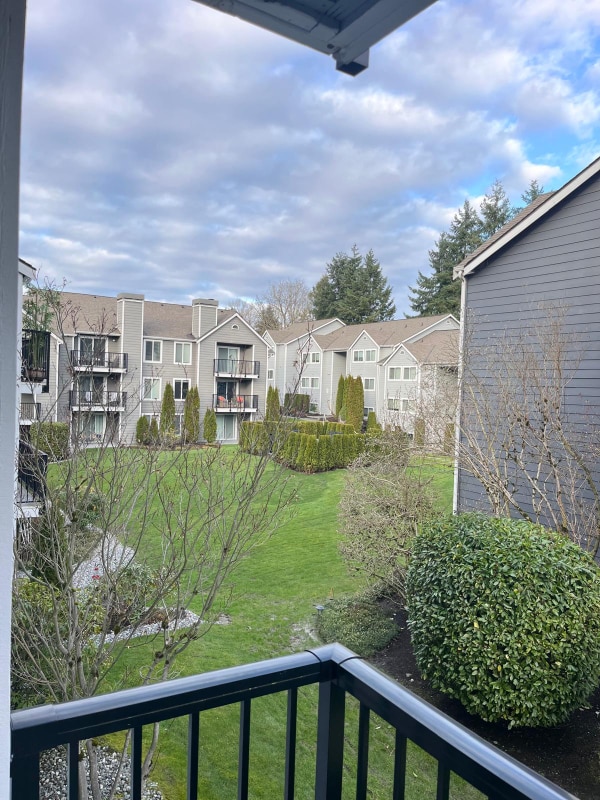 Photo - 12530 109th Ct NE Unidad F204