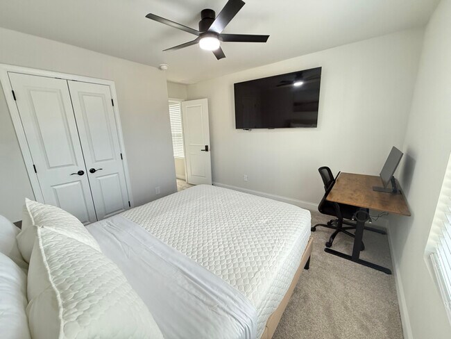 Photo - 4045 Grommet Ct