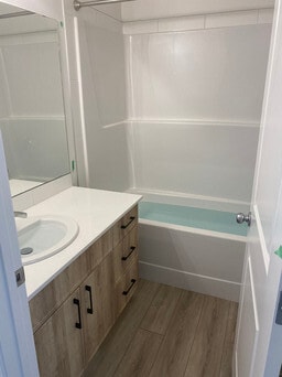 Photo - 850 Secord Blvd NW