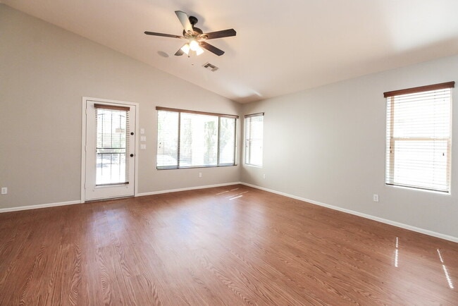 Photo - 38141 N Rusty Ln