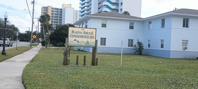 Building Photo - 500 S Beach St
