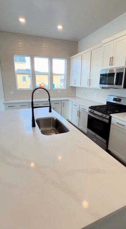 3114 N Firefly Blvd