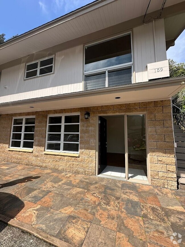 Building Photo - Nuuanu Pali Ground floor duplex 3 bed, 1 b... Rental