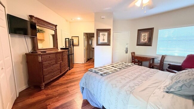 Photo - 8946 Sandshot Ct