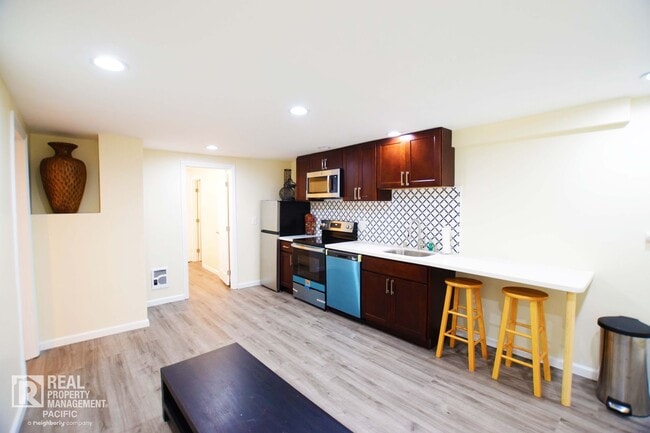 Photo - 1835 Bonita Rd Unit B