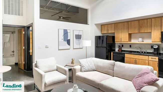 Photo - 700 Everett St Unidad 2148.1404942