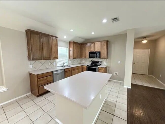13645 Valley Mills Dr