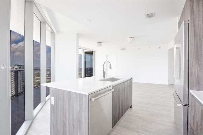 Photo - 488 NE 18th St Unit 2200