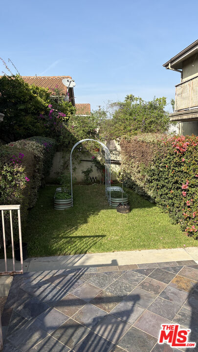 Photo - 15716 Normandie Ave Unidad 6