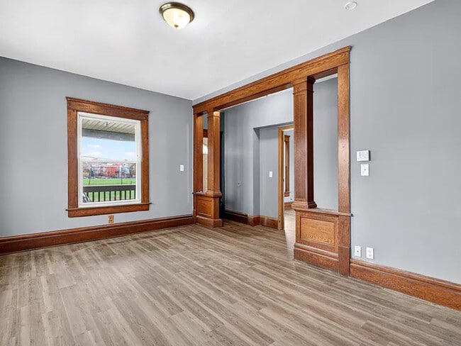 Photo - 458 Kling St