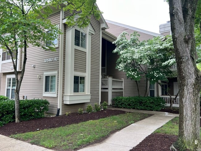 Commuter's Dream with Easy Living - Commuter's Dream with Easy Living House