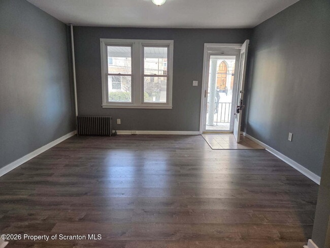 Photo - 434 Hickory St