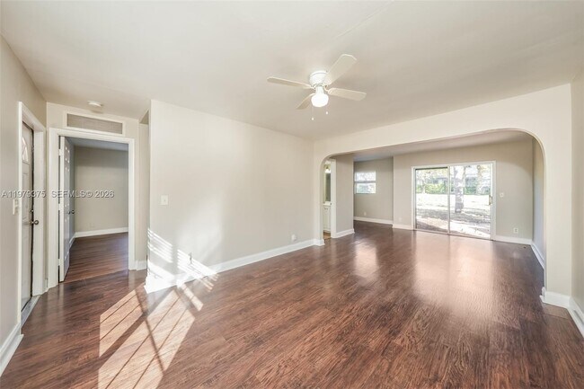 Photo - 5227 Adams Rd