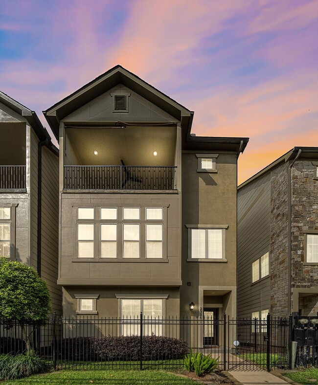 Building Photo - 2924 Leeland St