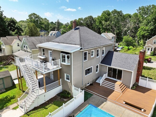 Photo - 90 Irving St