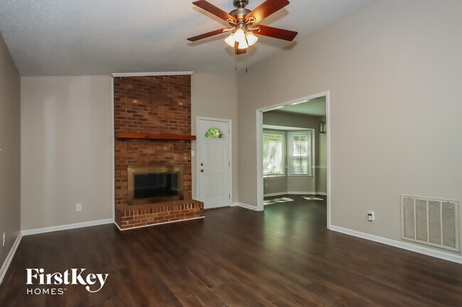 Photo - 4440 Huntington Dr