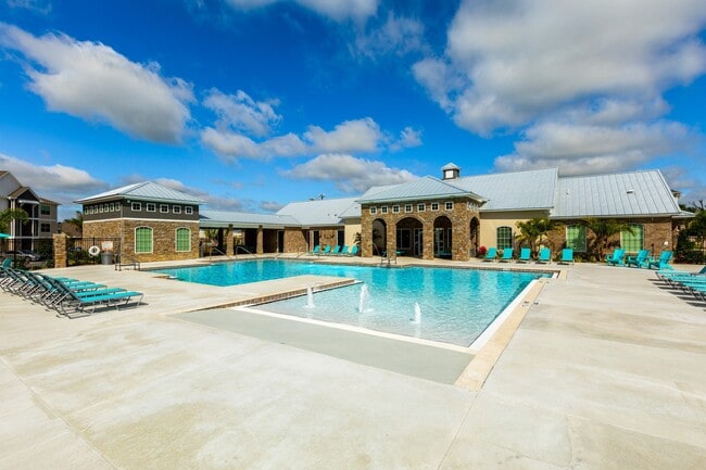 Lakeland Grand