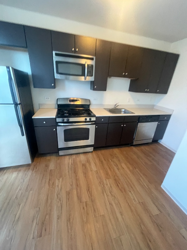 Photo - 331 W Wacker Dr