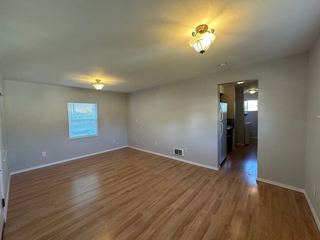 Photo - Stand-alone 1BR Home | W/D | Prime North E...