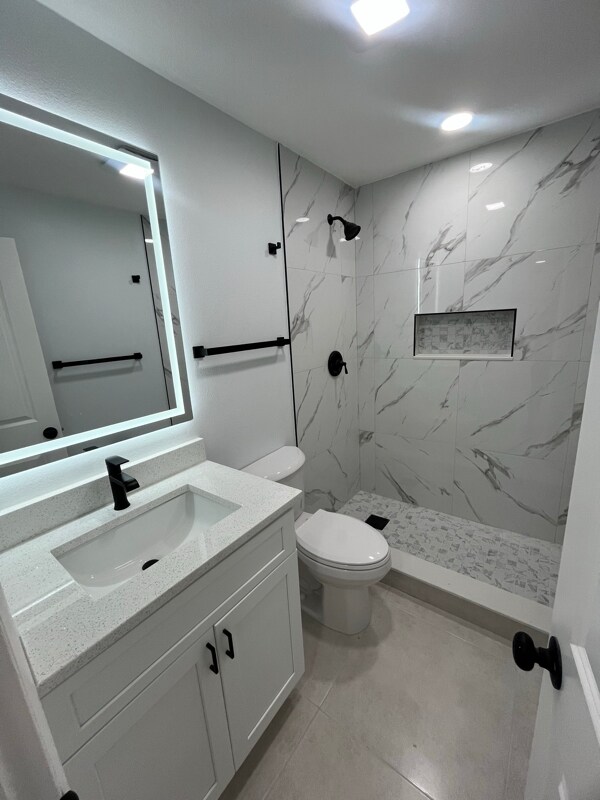 Photo - 2542 Lakeway Branch Dr