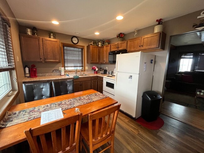 Photo - Fully Furnished Lake Home Available Sept. 15th, thru May 15th