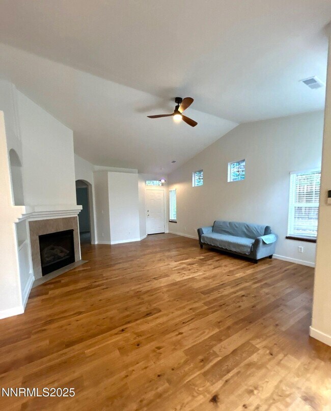 Photo - 130 Summerset Dr