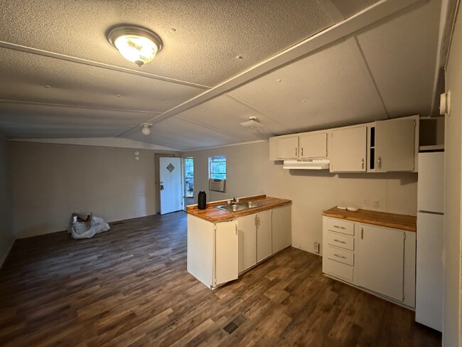 Photo - 0 Acorn Village Ln