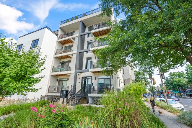 Corner view - 1101 Fern St NW Unit 301