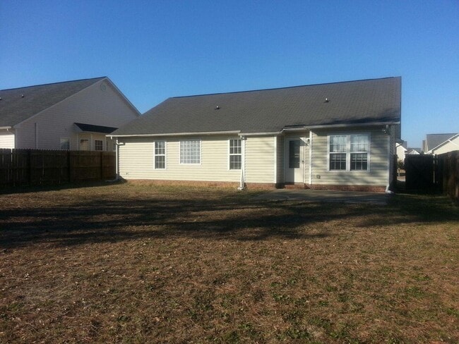 Photo - GORGEOUS 3 BEDROOM ACORN RIDGE BEAUTY!