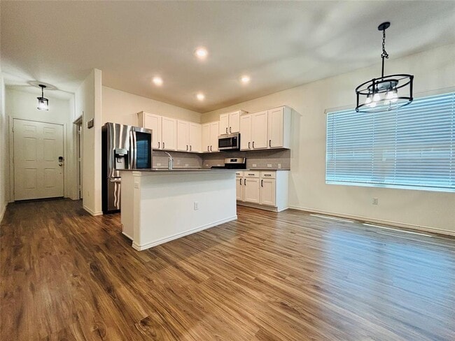 Photo - 21300 Bird Wing Dr