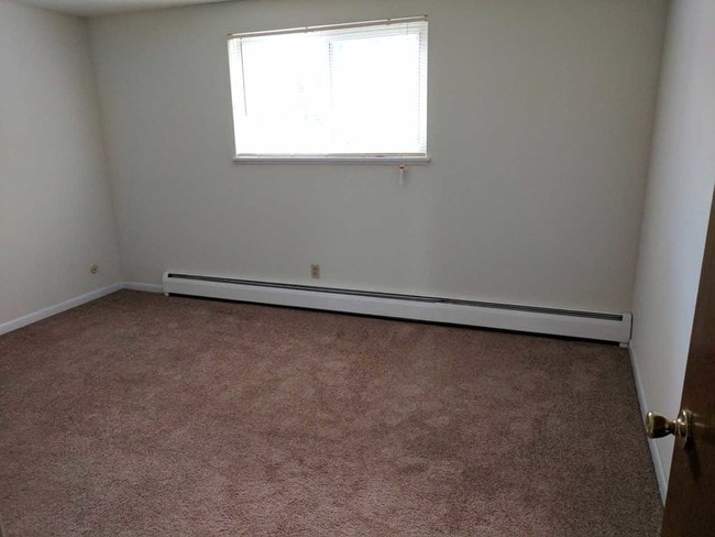 Chestnut Ridge Court