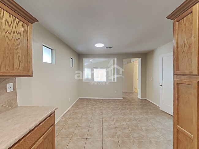 3614 W Vineyard Rd