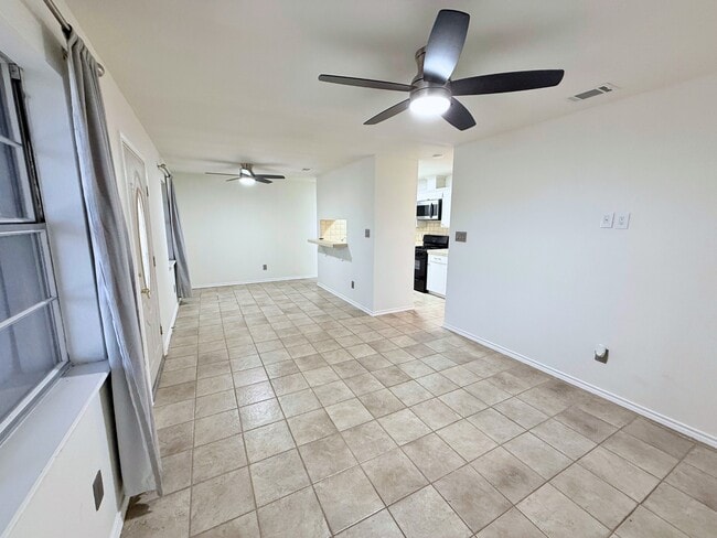 Photo - 703 N 7th St